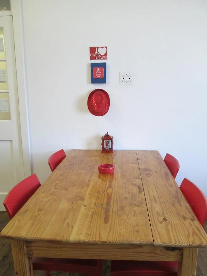 Lighthouse Farm Backpackers Lodge Cape Town 0*,