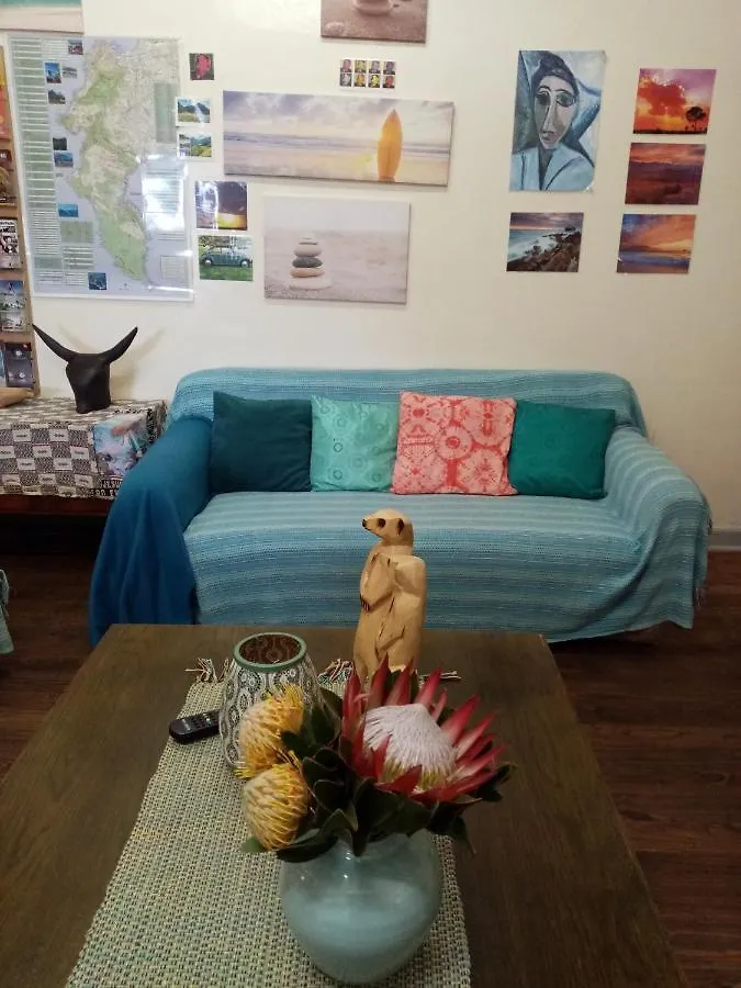 Lighthouse Farm Backpackers Lodge Cape Town