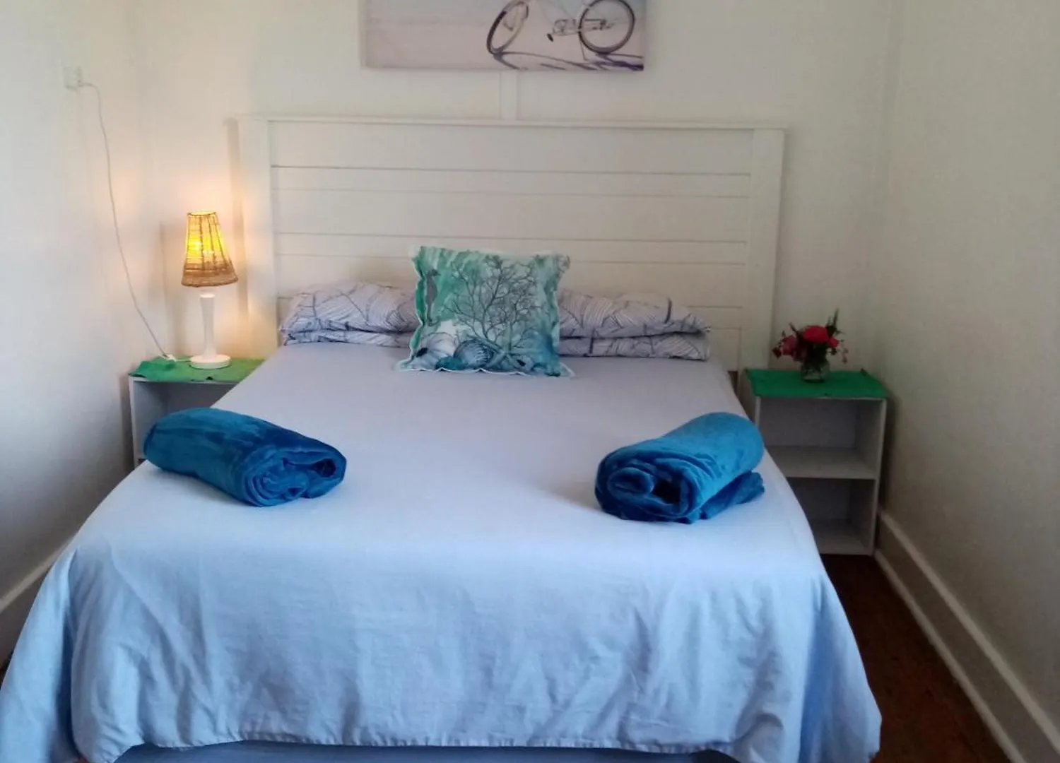 Lighthouse Farm Backpackers Lodge Cape Town
