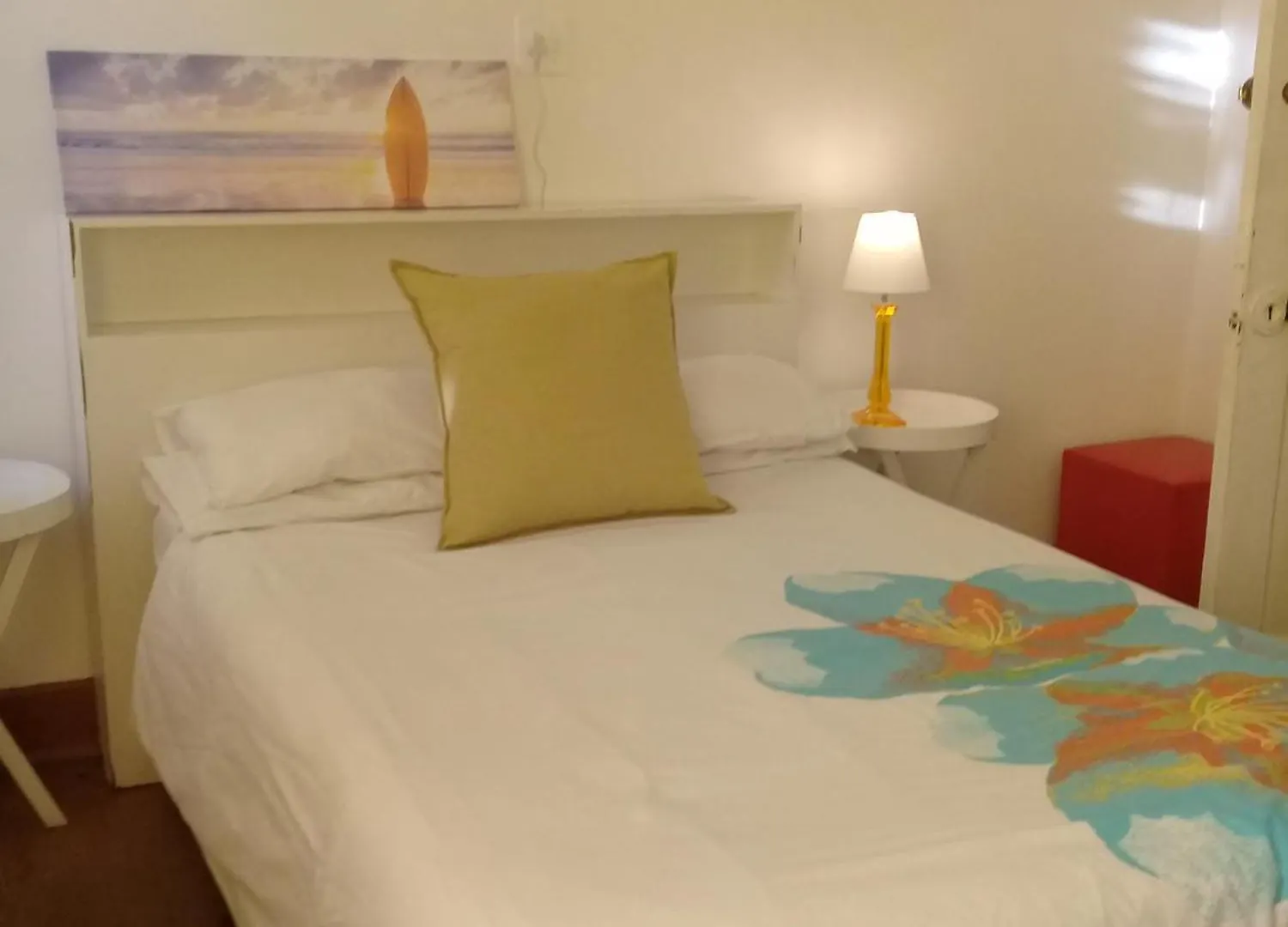 Lighthouse Farm Backpackers Lodge Cape Town